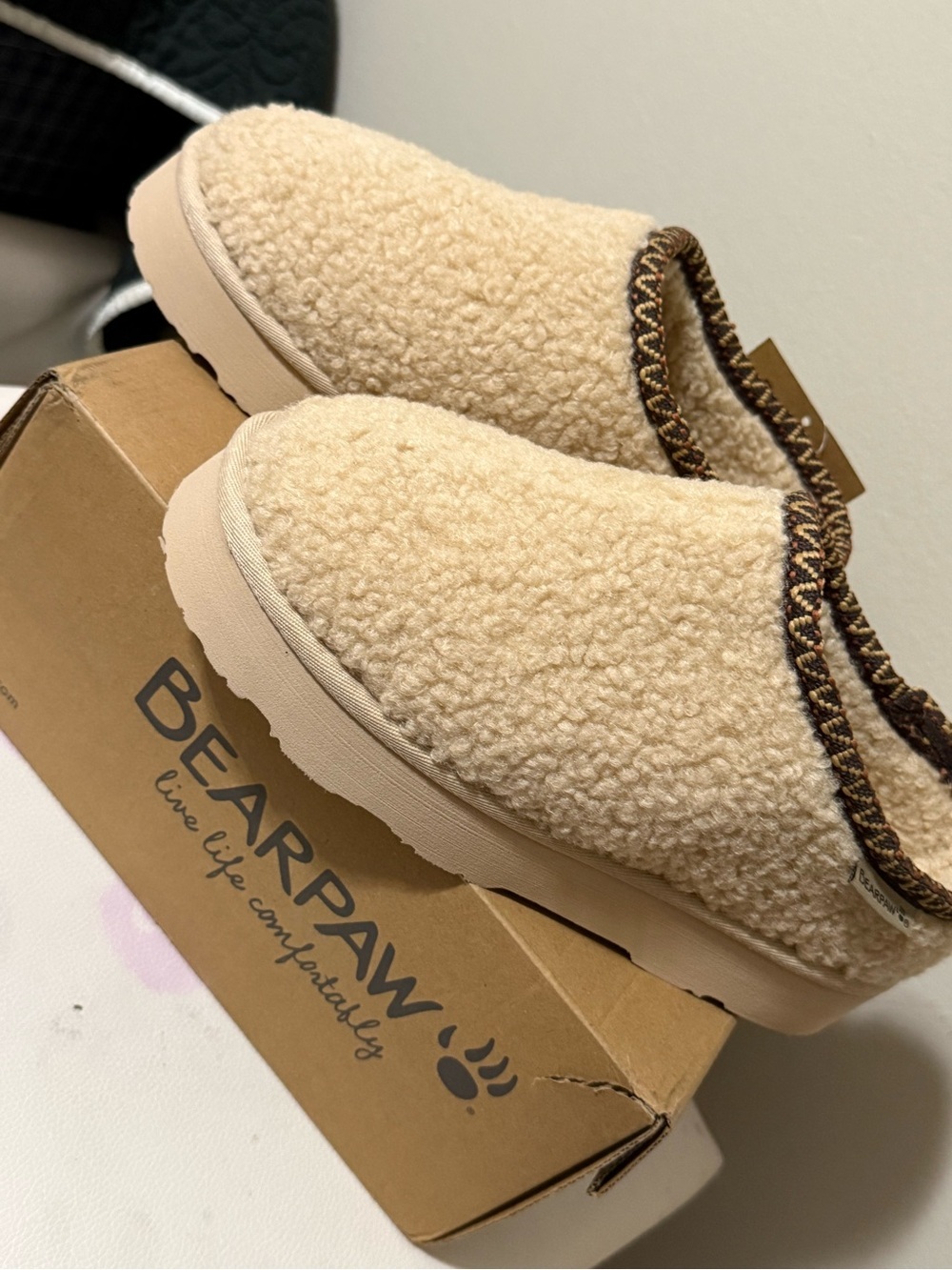 BearPaw Kids Sherpa Slip-On Slippers in Cream - Picture 2 of 7